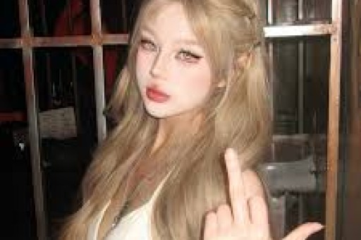 内娱又一男星塌房！宋宁峰婚内出轨妻子拿裸照威胁小三闭嘴