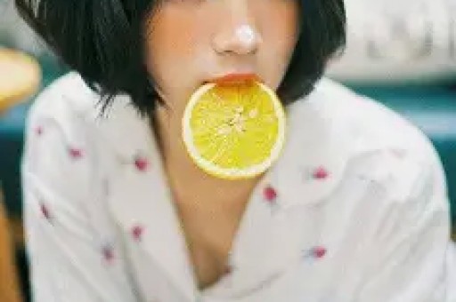 娱乐圈一天三个大瓜真是一个比一个离谱周也恋情曝光！