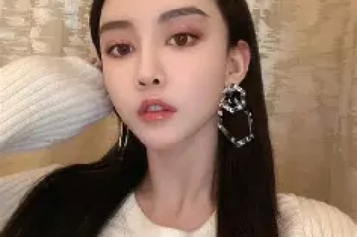 陪玩陪睡仅是冰山一角认干爹舔手指拜高踩低实在荒唐！